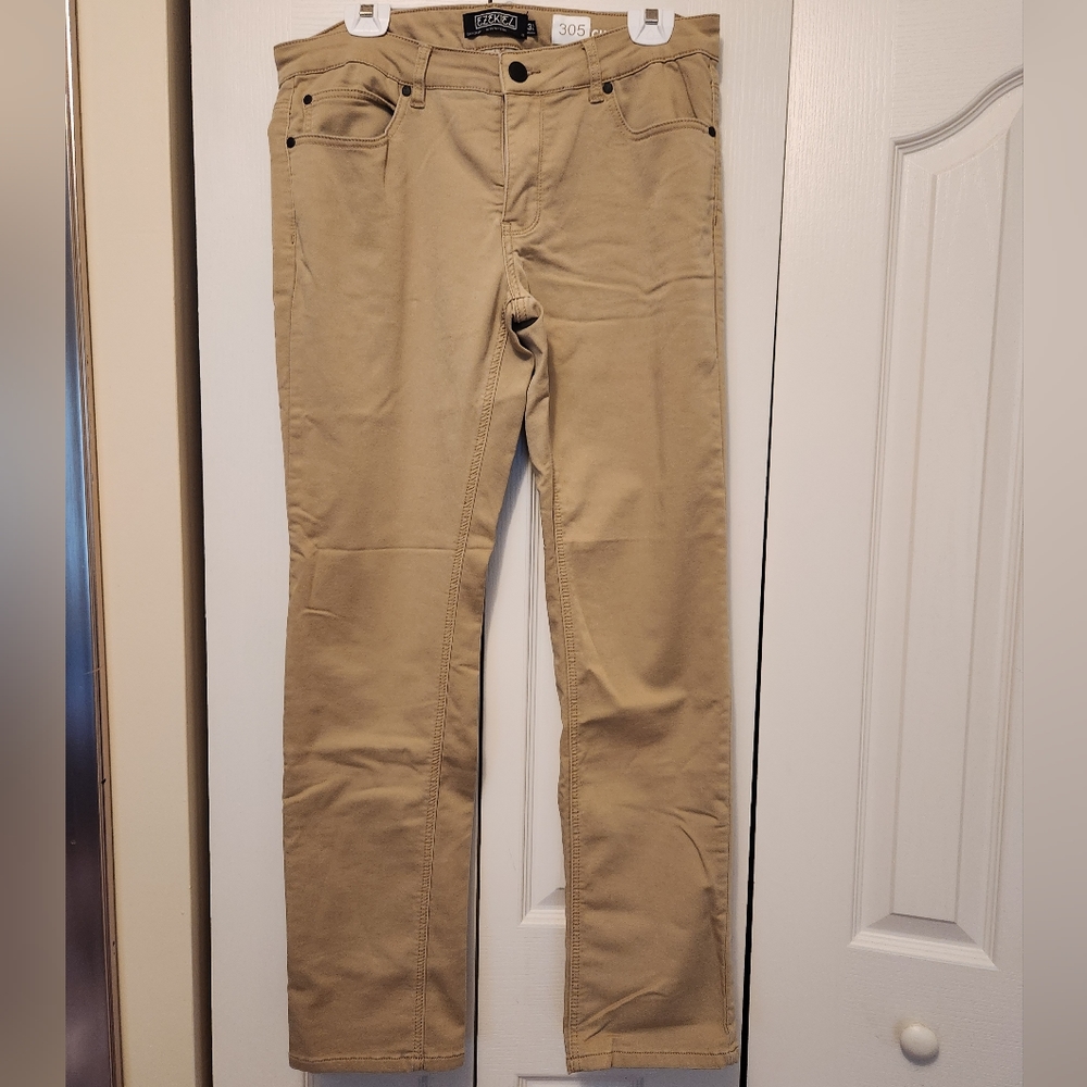 Ezekiel Now Denim Pants, 305 Chopper, in Camel. Men's Size 32. Runs large!